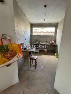 Mansão de Luxo na Atalaia com Unidades Independentes e Alto Potencial