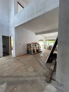 Mansão de Luxo na Atalaia com Unidades Independentes e Alto Potencial