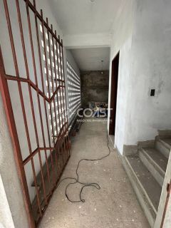 Mansão de Luxo na Atalaia com Unidades Independentes e Alto Potencial