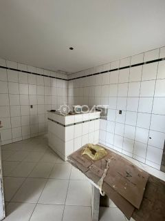 Mansão de Luxo na Atalaia com Unidades Independentes e Alto Potencial