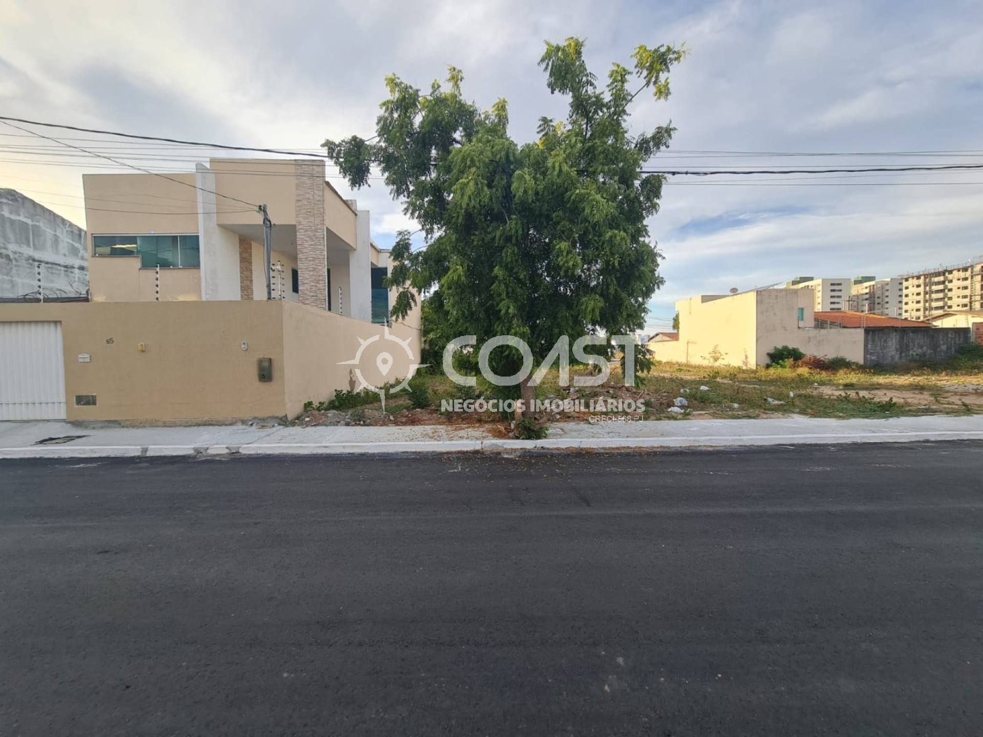 OPORTUNIDADE NA ARUANA – TERRENO 160M² PRONTO PARA CONSTRUIR!