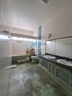 VENDO PRÉDIO COMERCIAL – ESTRUTURA COMPLETA E LOCALIZAÇÃO ESTRATÉGICA