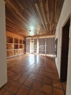 VENDO PRÉDIO COMERCIAL – ESTRUTURA COMPLETA E LOCALIZAÇÃO ESTRATÉGICA