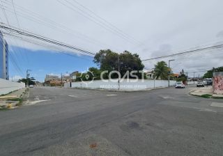 VENDO PRÉDIO COMERCIAL – ESTRUTURA COMPLETA E LOCALIZAÇÃO ESTRATÉGICA