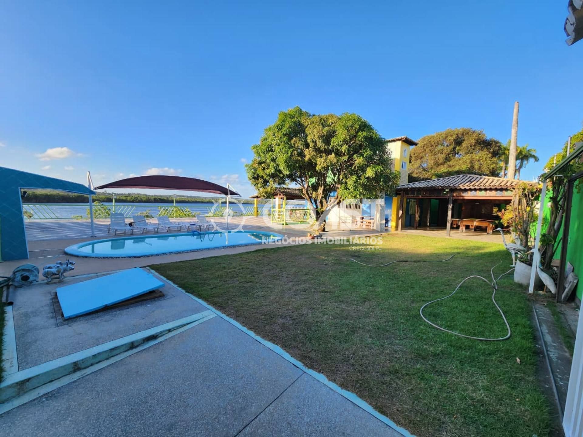 Vendo Casa Exclusiva com 3 Suítes e Vista Deslumbrante para o Rio