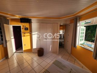 Vendo Casa Exclusiva com 3 Suítes e Vista Deslumbrante para o Rio