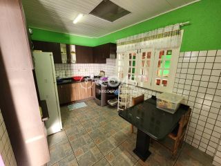 Vendo Casa Exclusiva com 3 Suítes e Vista Deslumbrante para o Rio