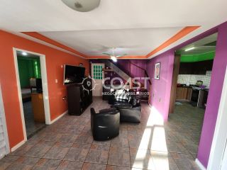 Vendo Casa Exclusiva com 3 Suítes e Vista Deslumbrante para o Rio