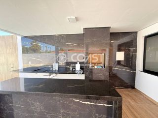 VENDO CASA COM 3/4 SENDO 1 SUÍTE E EXCELENTE LOCALIZAÇÃO E LAZER COMPLETO