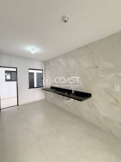 VENDO CASA COM 3/4 SENDO 1 SUÍTE E EXCELENTE LOCALIZAÇÃO E LAZER COMPLETO