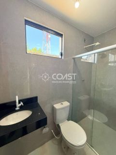 VENDO CASA COM 3/4 SENDO 1 SUÍTE E EXCELENTE LOCALIZAÇÃO E LAZER COMPLETO