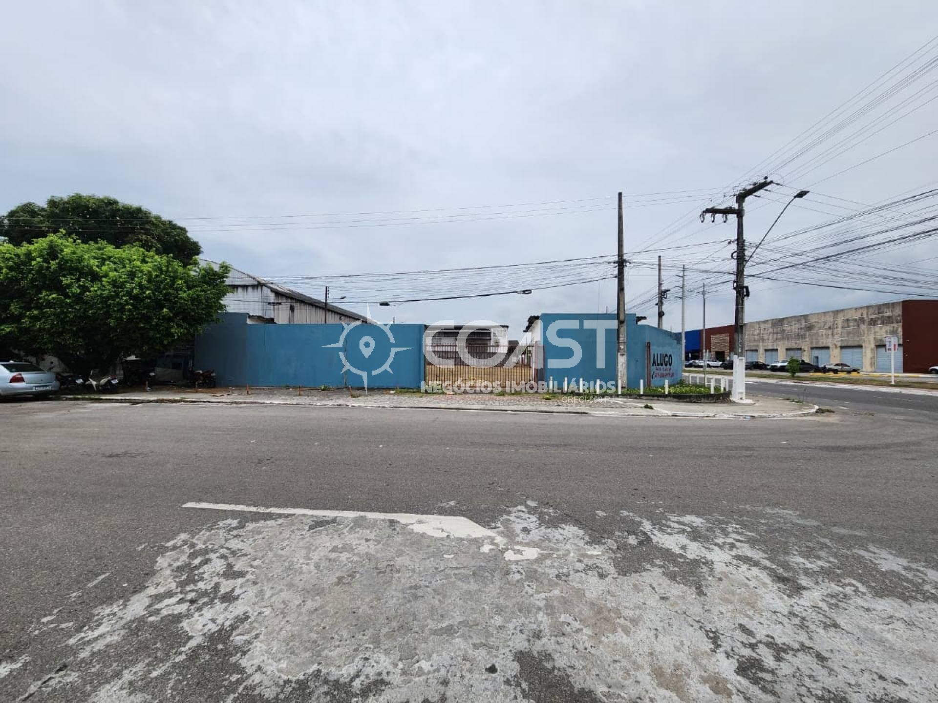 ALUGO TERRENO 1.500m² – ESQUINA E LOCALIZAÇÃO ESTRATÉGICA