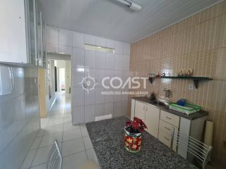 VENDO CASA NO BAIRRO SUÍÇA COM 5 QUARTOS, 3 SUÍTES E GARAGEM PARA 3 CARROS