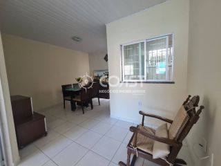 VENDO CASA NO BAIRRO SUÍÇA COM 5 QUARTOS, 3 SUÍTES E GARAGEM PARA 3 CARROS