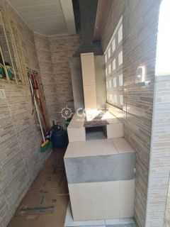 VENDO CASA NO BAIRRO SUÍÇA COM 5 QUARTOS, 3 SUÍTES E GARAGEM PARA 3 CARROS