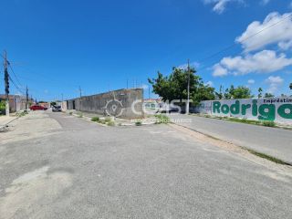 Vendo Casa na Aruana com 2 Quartos, Quintal Amplo e Escritura – Ótima Oportunidade!