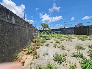 Vendo Casa na Aruana com 2 Quartos, Quintal Amplo e Escritura – Ótima Oportunidade!