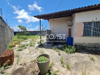 Vendo Casa na Aruana com 2 Quartos, Quintal Amplo e Escritura – Ótima Oportunidade!