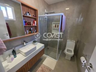 VENDO CASA MARAVILHOSA NO CONDOMÍNIO RAVINES COM CONFORTO, SEGURANÇA E LAZER COMPLETO