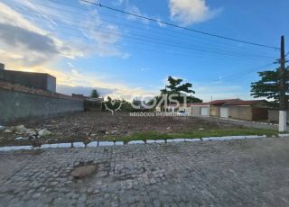 VENDO TERRENO NA ARUANA 330m² – OPORTUNIDADE EXCELENTE PARA MORAR OU INVESTIR!