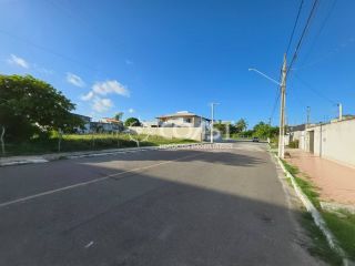 Lote / Terreno de Bairro Para Vender no bairro Aruana em Aracaju a 480m da praia.