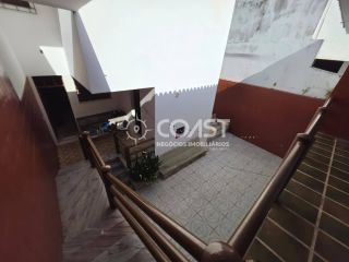 Vendo Casa Frente Mar com Vista Espetacular e Localização Privilegiada