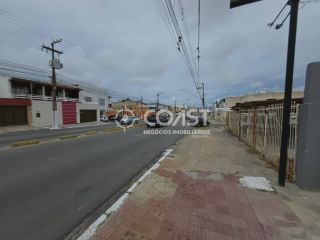Oportunidade Comercial Premium – Esquina Movimentada na Av. Des. Maynard!