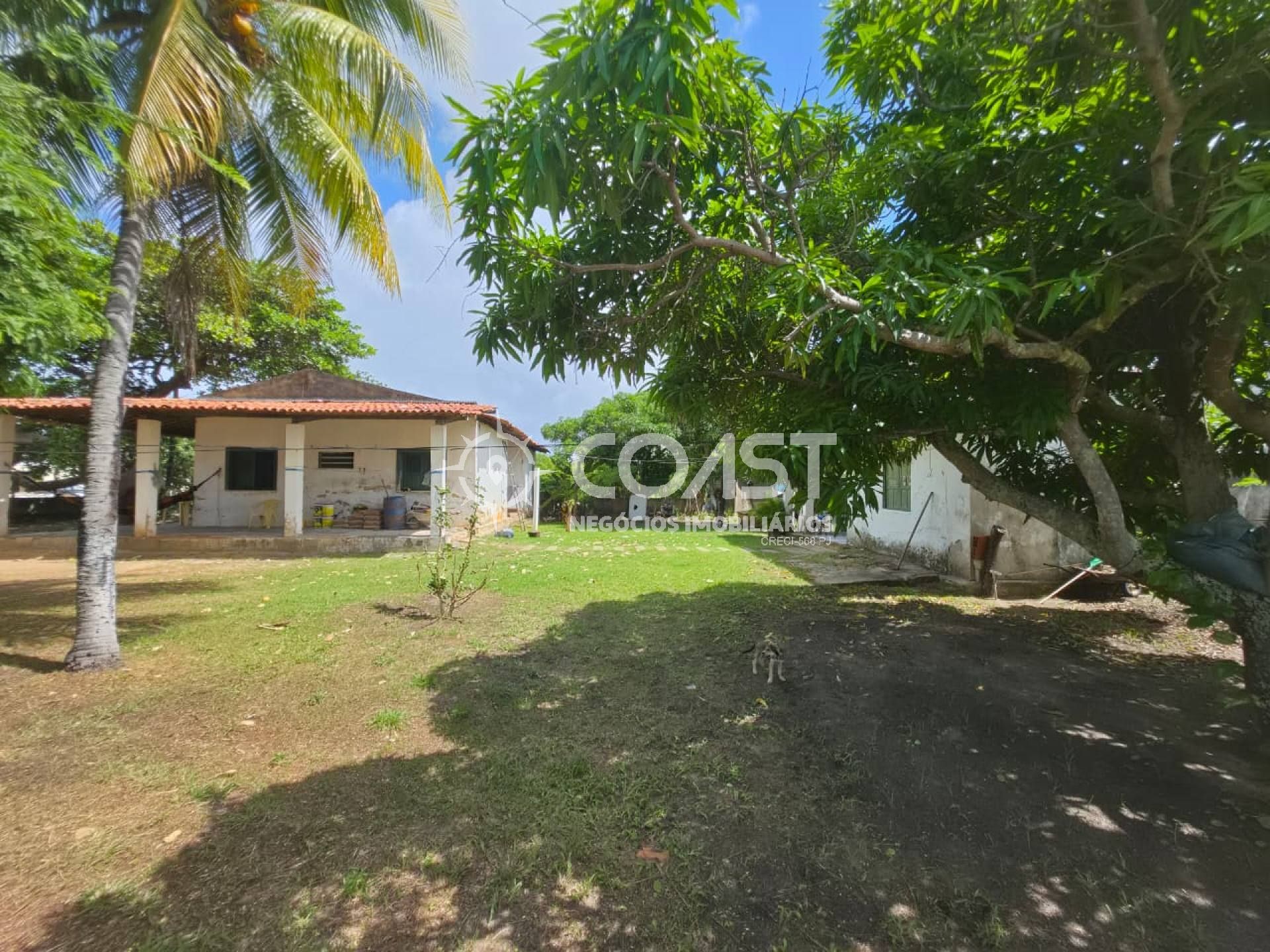 VENDO CHÁCARA ESCRITURADA COM CASA, DEPENDÊNCIA E ÁREA VERDE EXUBERANTE