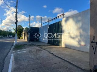 VENDO EXCELENTE TERRENO NA COROA DO MEIO COM GRANDE POTENCIAL COMERCIAL E RESIDENCIAL