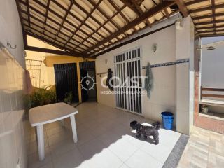 VENDO CASA FRENTE PARA O MAR — O PARAÍSO QUE VOCÊ SEMPRE SONHOU!