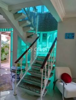 Sofisticação e Conforto em Condomínio Fechado – Piscina, Hidromassagem e Energia Solar