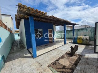 VENDO CASA NA ARUANA , PROX. AO SHOPPING PRAIA SUL.
