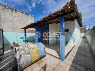 VENDO CASA NA ARUANA , PROX. AO SHOPPING PRAIA SUL.