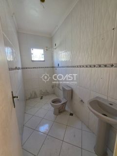 Vendo Casa 3 Quartos c/ Suíte e Quintal Amplo, Próximo ao Shopping Praia Sul.
