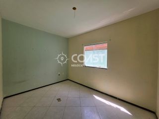 Vendo Casa 3 Quartos c/ Suíte e Quintal Amplo, Próximo ao Shopping Praia Sul.