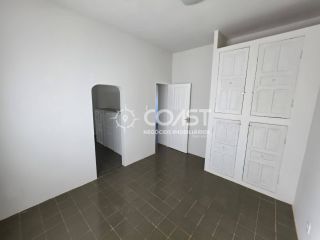 Vendo Casa Espaçosa com 3 Pavimentos e Terraço – Excelente Oportunidade!
