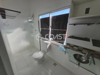 Vendo Casa Espaçosa com 3 Pavimentos e Terraço – Excelente Oportunidade!