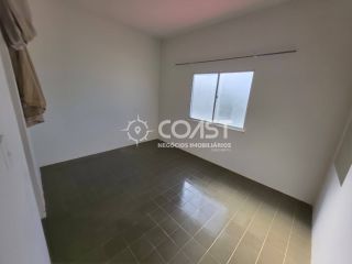 Vendo Casa Espaçosa com 3 Pavimentos e Terraço – Excelente Oportunidade!