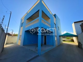 Vendo Casa Espaçosa com 3 Pavimentos e Terraço – Excelente Oportunidade!