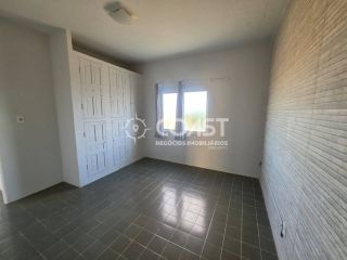 Oportunidade Excelente Casa 3/4 de Andar com Cobertura – Excelente Localização