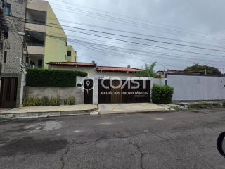 Casa à Venda – Oportunidade Imperdível!