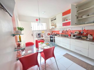 Casa à Venda – Oportunidade Imperdível!