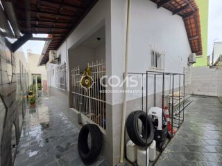 Casa à Venda – Oportunidade Imperdível!