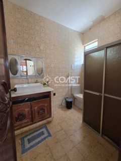 Vendo imóvel comercial no São José: 8 quartos, 3 suítes e 12 vagas.