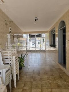 Vendo imóvel comercial no São José: 8 quartos, 3 suítes e 12 vagas.