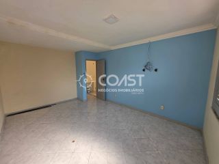 ALUGA-SE CASA AMPLA NA FAROLÂNDIA COM 5 QUARTOS, SUÍTE E 2 VAGAS DE GARAGEM!