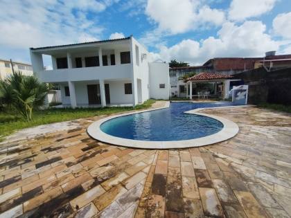 Oportunidade imperdível em Pau Amarelo, Paulista-PE Casa ampla com estrutura completa para conforto e lazer
