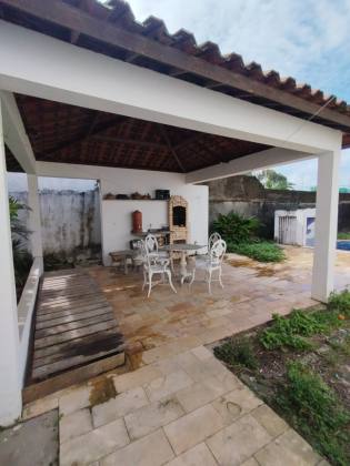 Oportunidade imperdível em Pau Amarelo, Paulista-PE Casa ampla com estrutura completa para conforto e lazer