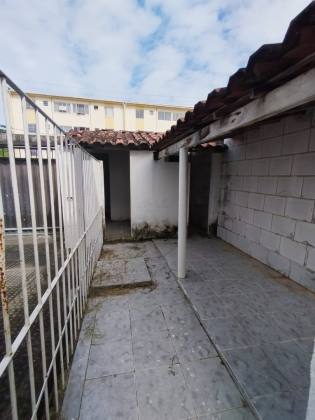 Oportunidade imperdível em Pau Amarelo, Paulista-PE Casa ampla com estrutura completa para conforto e lazer