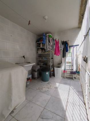 Oportunidade imperdível em Pau Amarelo, Paulista-PE Casa ampla com estrutura completa para conforto e lazer